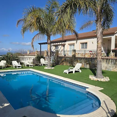 Bleu Azur Villa Vidreres